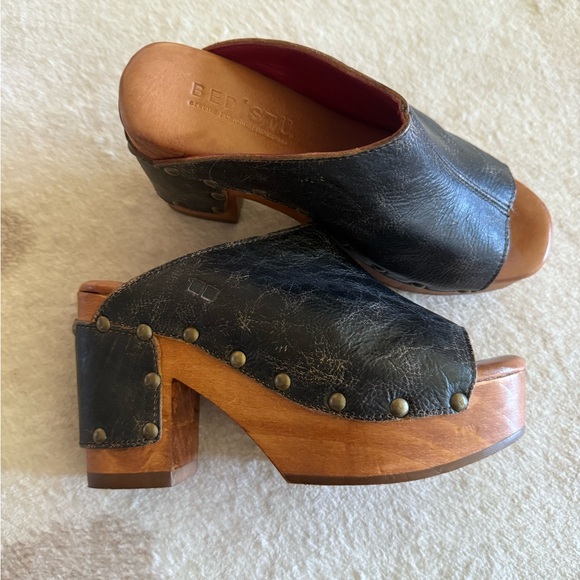 Bed Stu wood look and leather heels - Picture 1 of 4